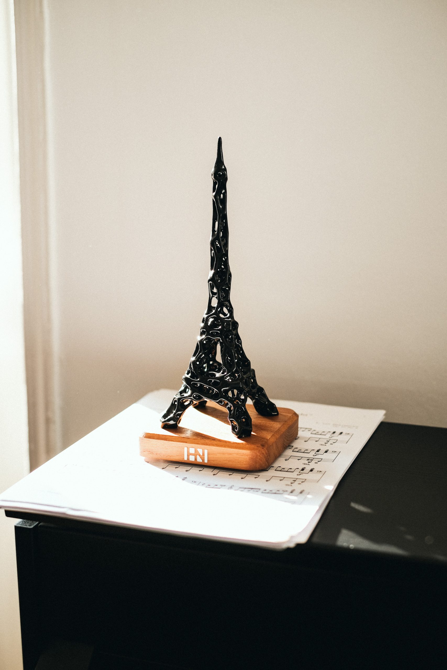 Tour Voronoï Noire sur Vieux Chêne – Image 2